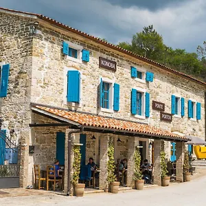 Ponte Porton Dining & Couette-café