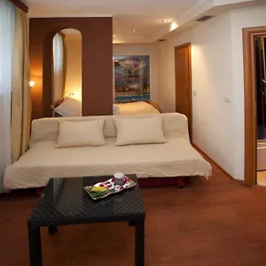 authentic-luxury-rooms.splithotels.org/
