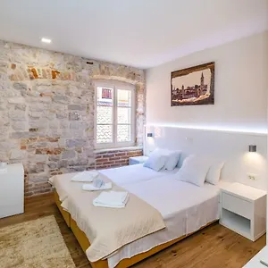 idassa-atrium.hotelinzadar.com/