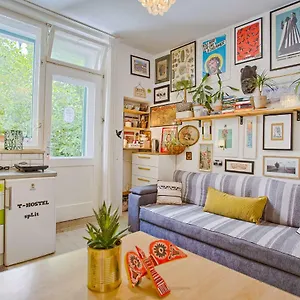 Tchaikovsky Hostel Split